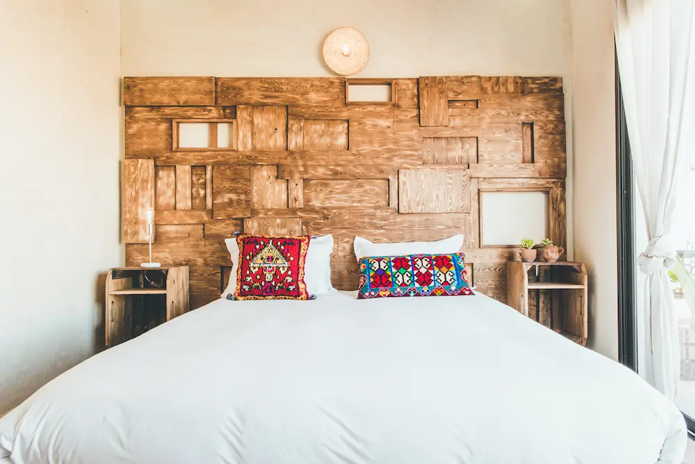The king bed in a double ocean-view room